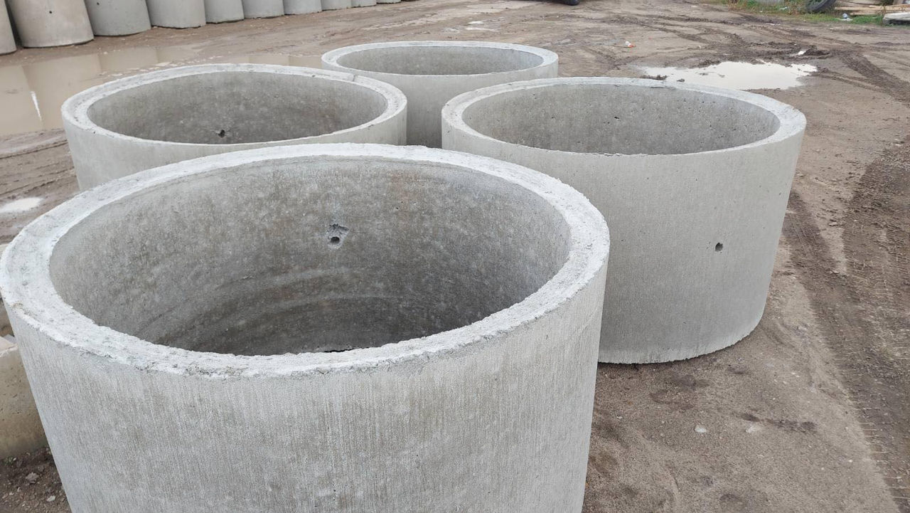 In vinzare tuburi din beton pot fi utilizate la canalizari, fântâni , subtraversari, podete. foto 3
