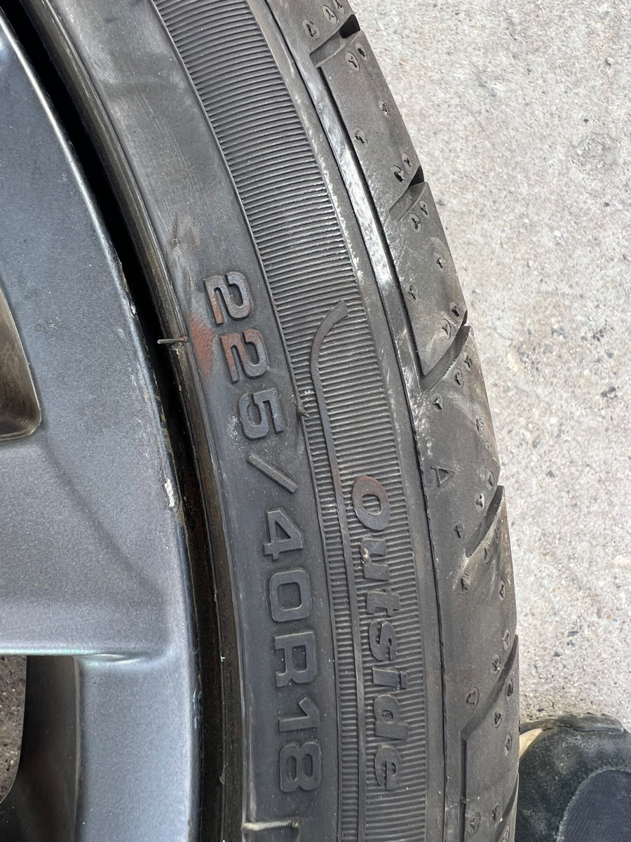 225/40 R18 5/110 foto 1