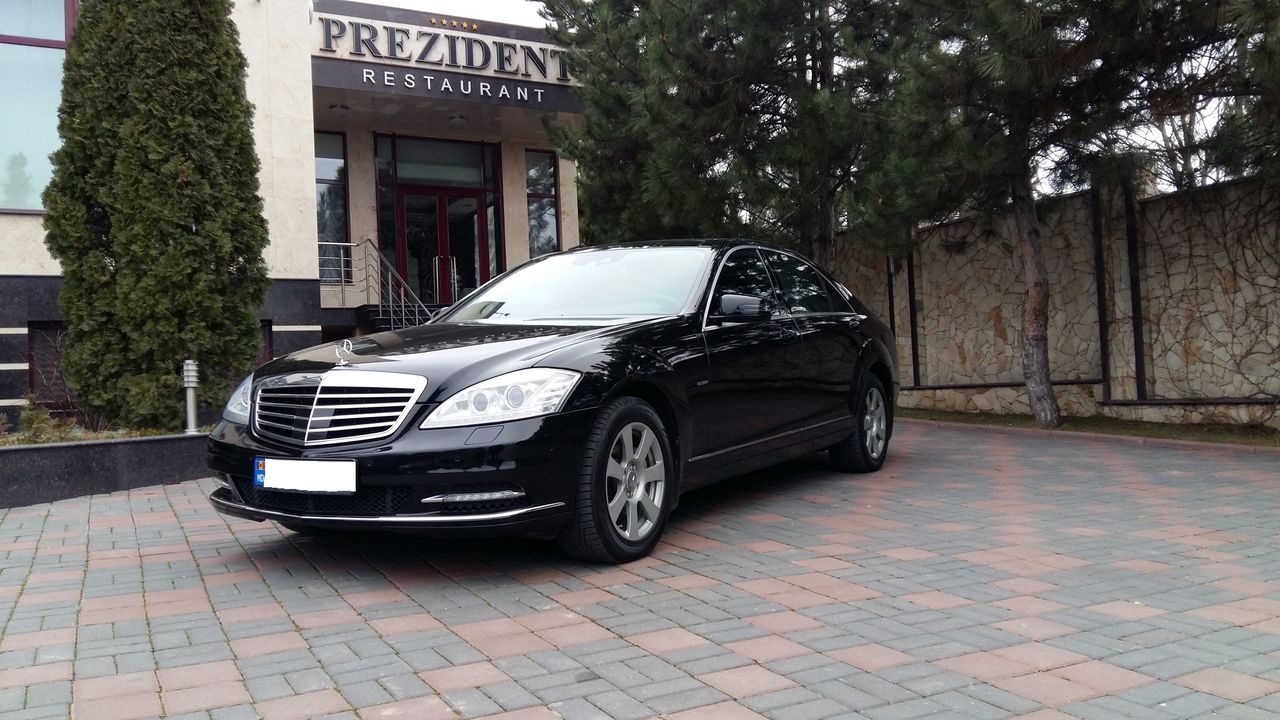 Mercedes S class long. Automobil de lux pentru orice solemnitati si ocazii.Reduceri!!! foto 1