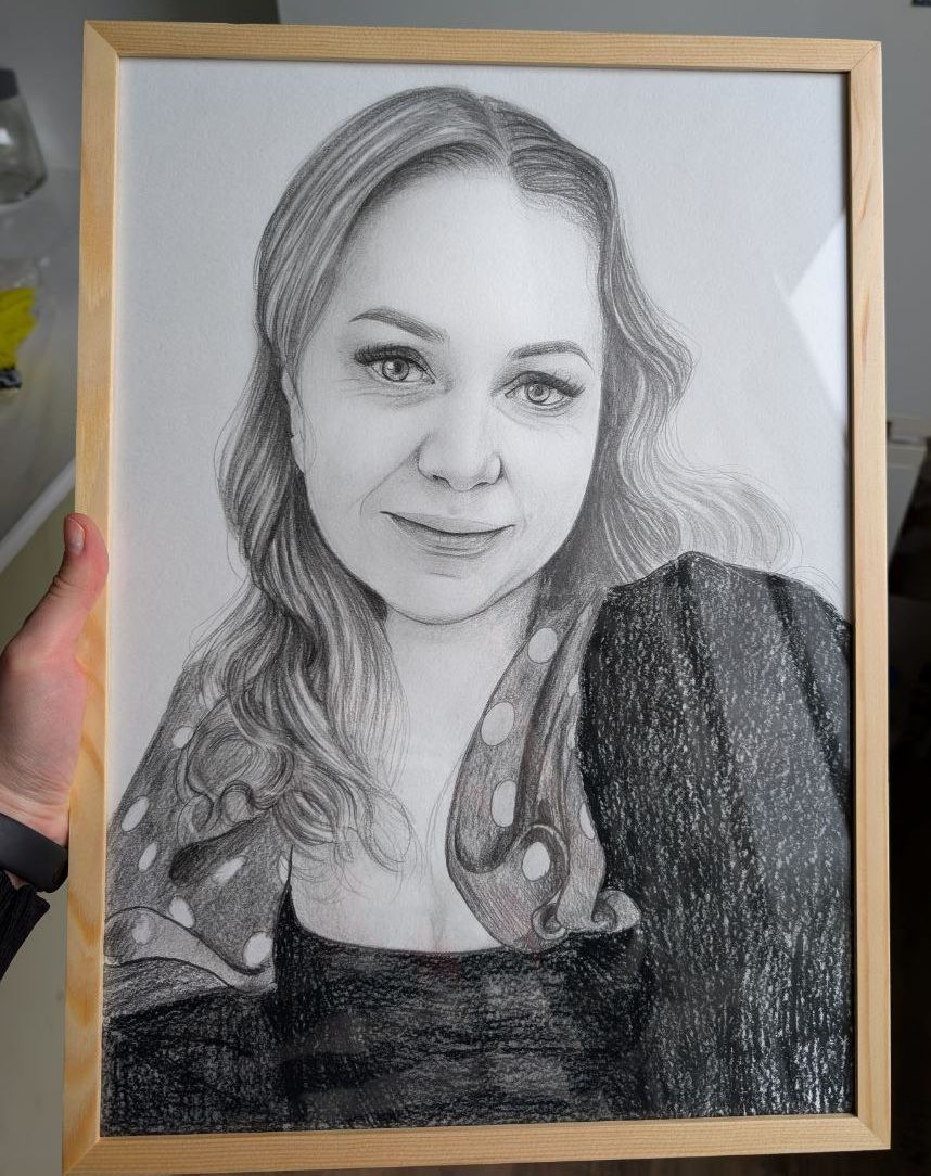 Portrete în creion simplu (grafit), orice format, cu ramă. Păstrează amintirile dragi! foto 12