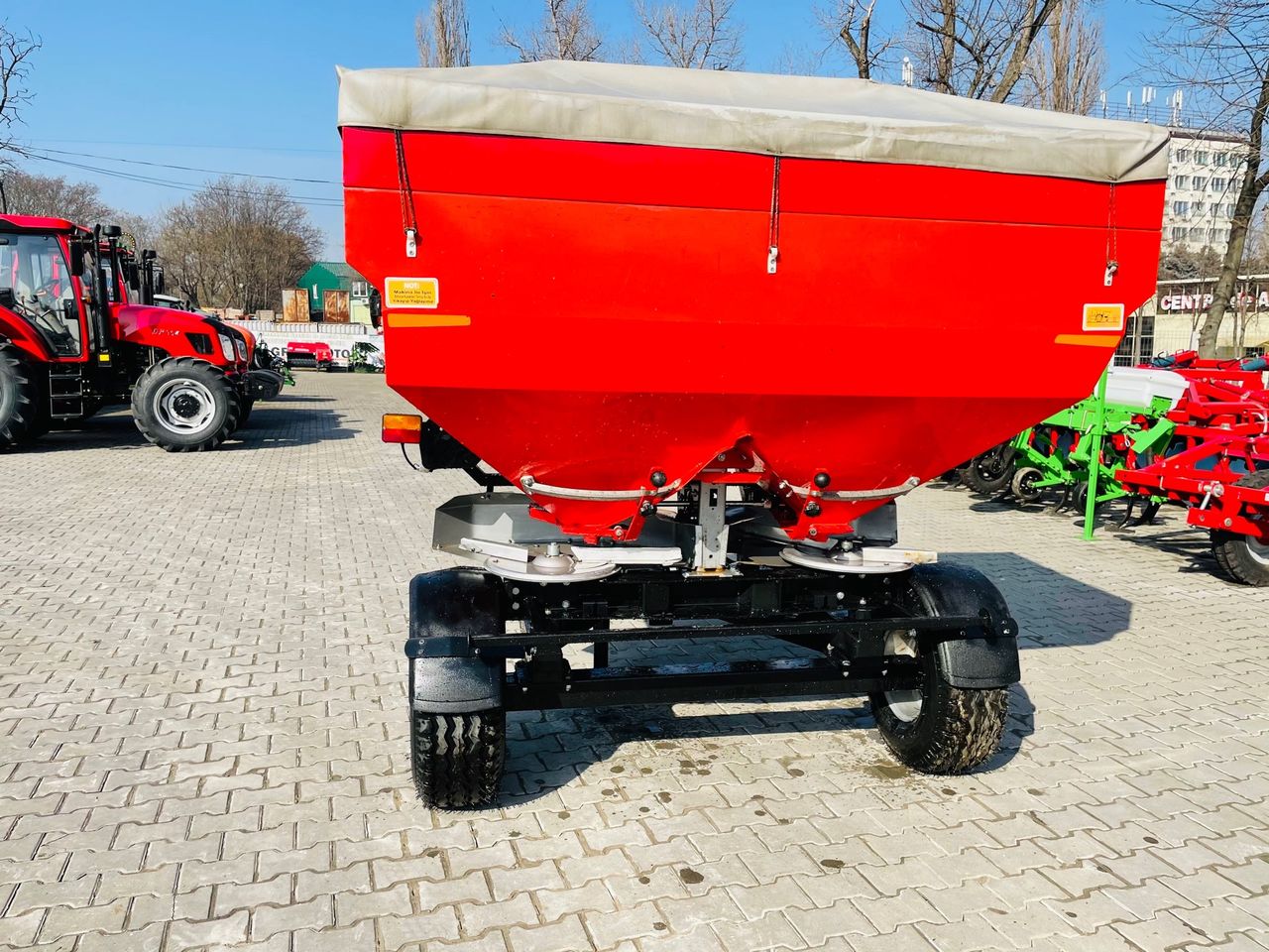 Distribuitor de ingrasaminte dublu-disc 2500 l фото 4