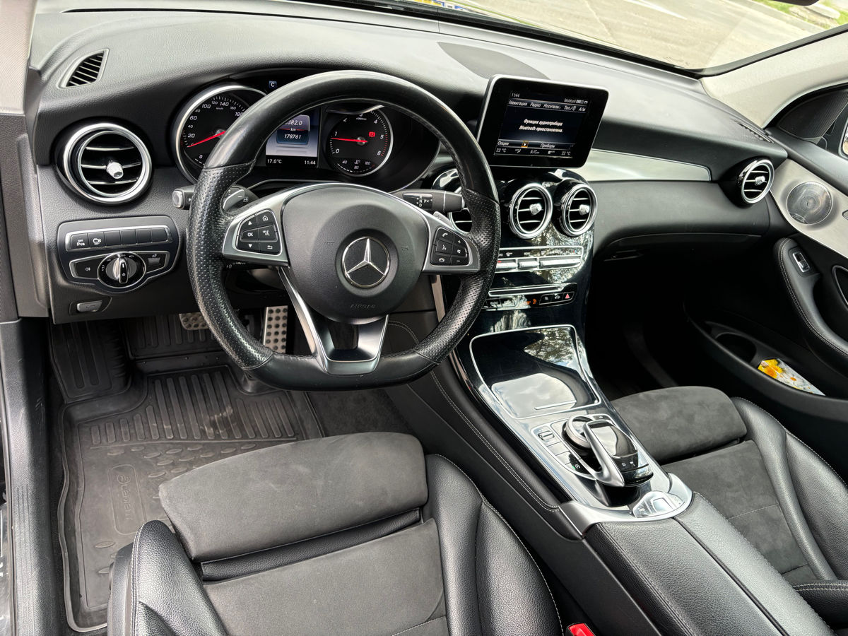 Mercedes GLC foto 4