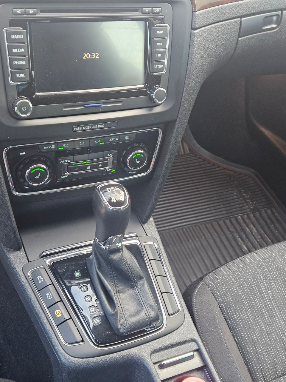Skoda Superb фото 8