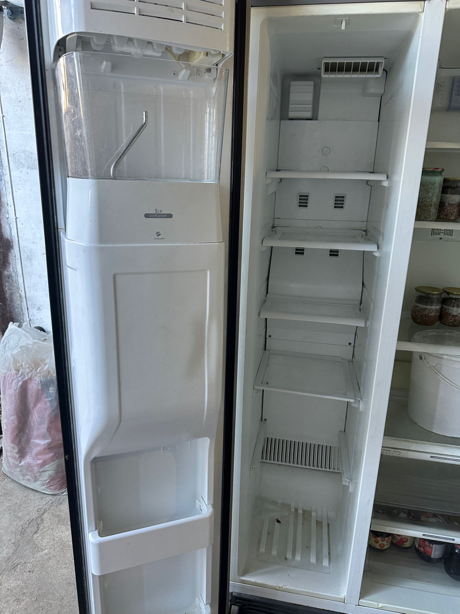 Vând frigider la mâna a doua  foto 3