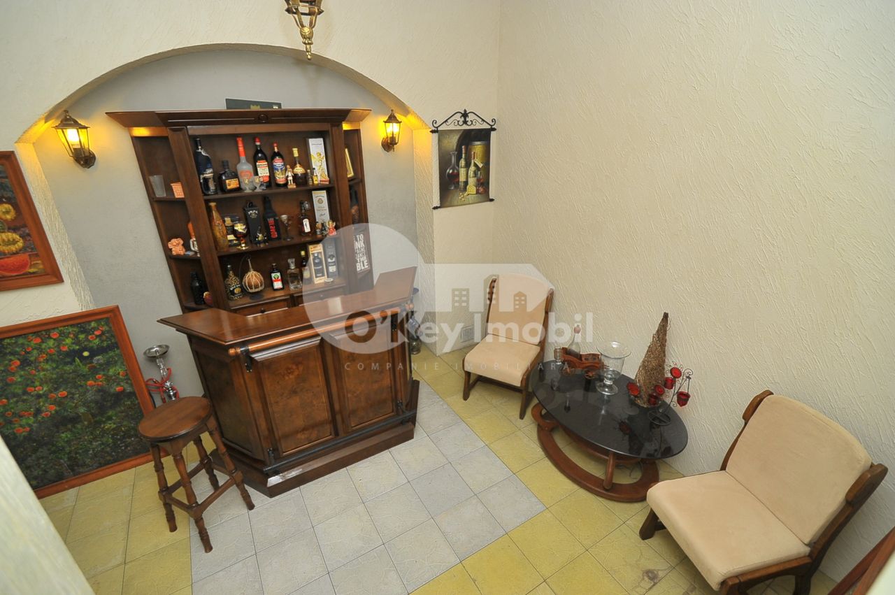 Casa cu 2 nivele, sect. Centru, 230 mp, 380000 € ! foto 18