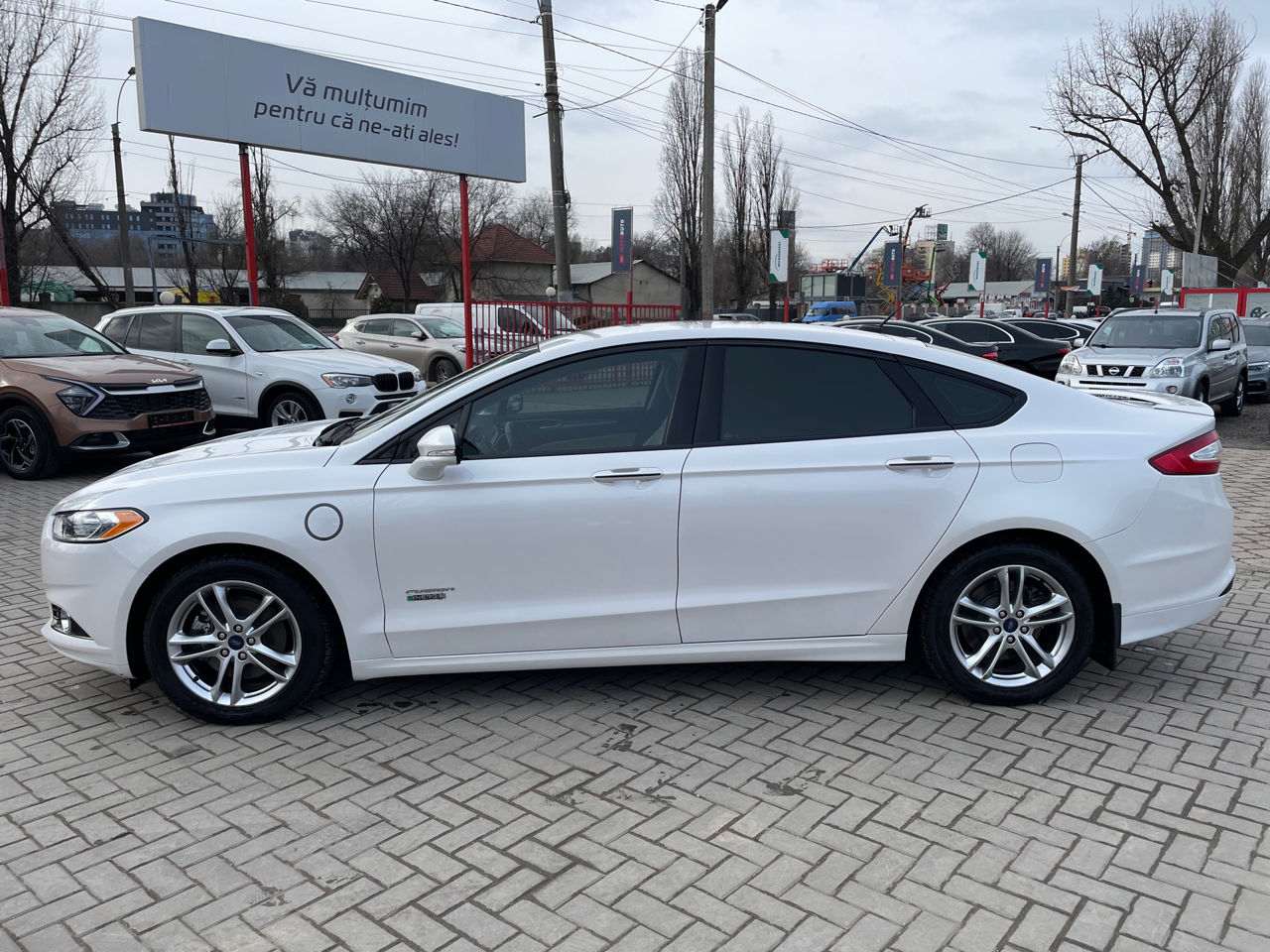 Ford Fusion foto 7