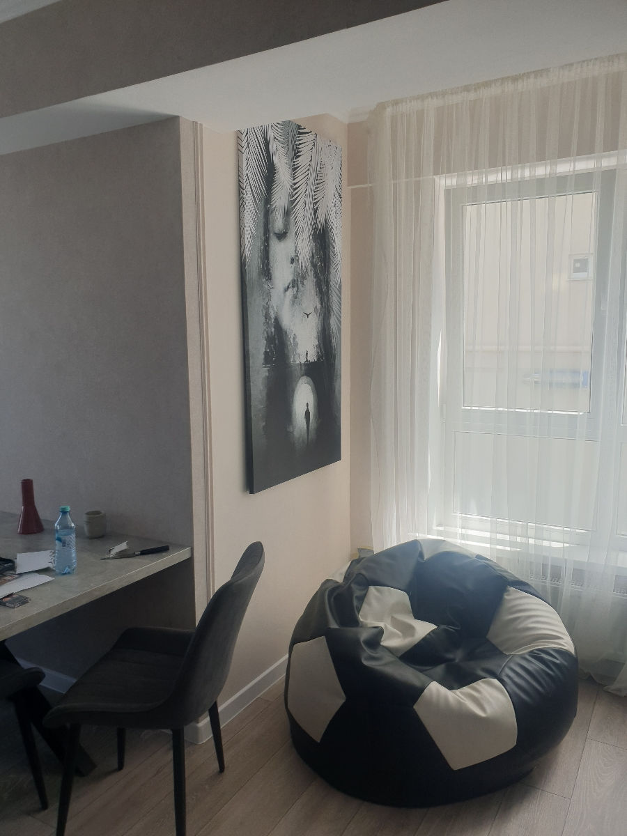 Apartament cu 2 camere, 85 m², Centru, Chișinău foto 2