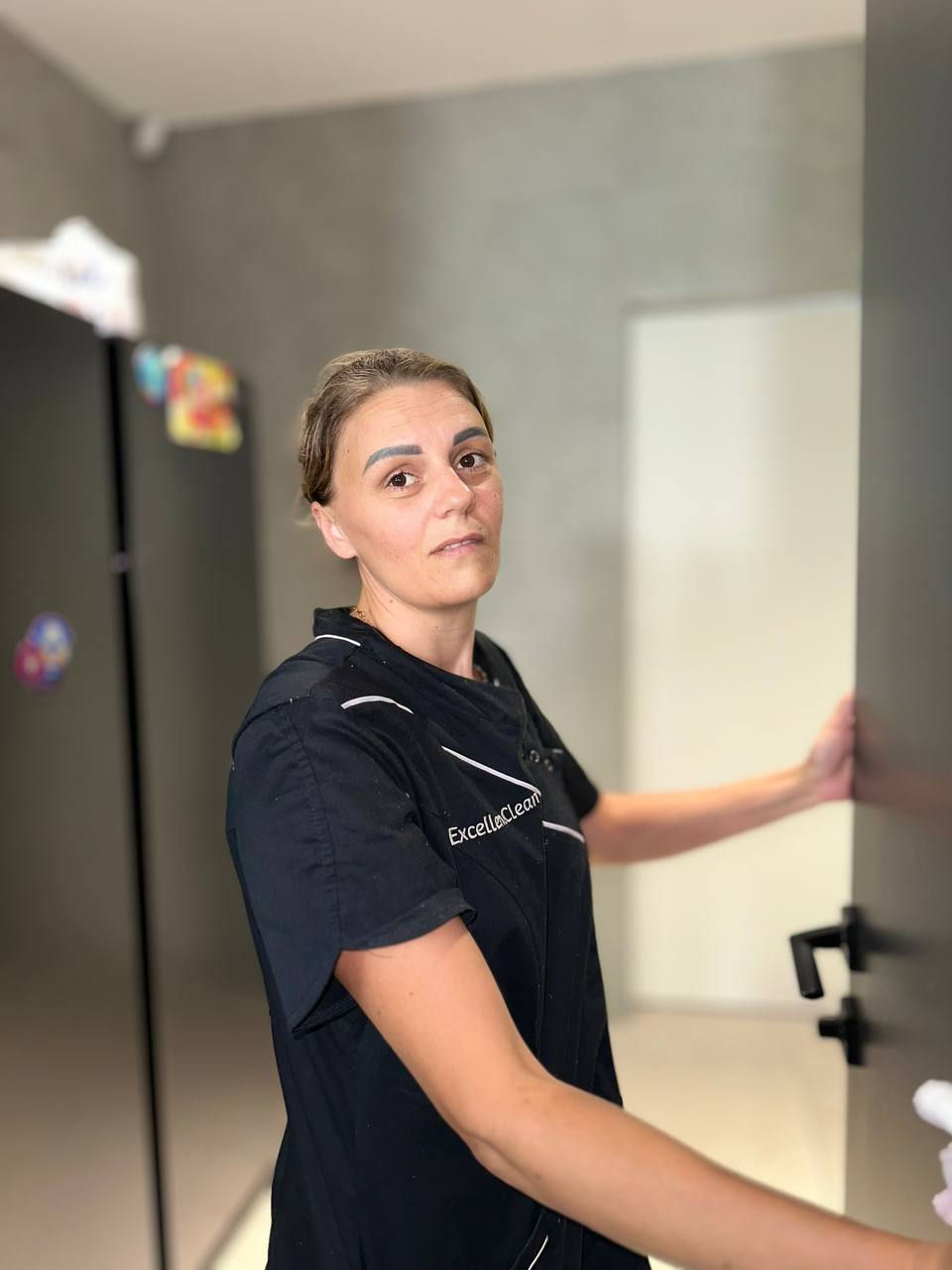 Servicii de curatenie generala! Accesibil si calitate inalta! foto 18