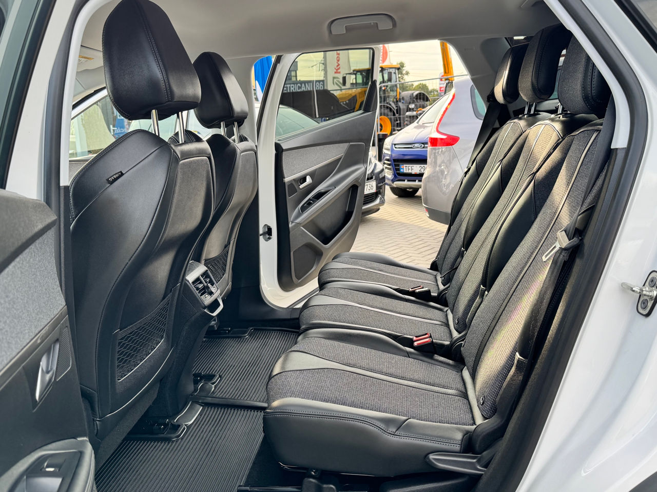 Peugeot 5008 foto 15