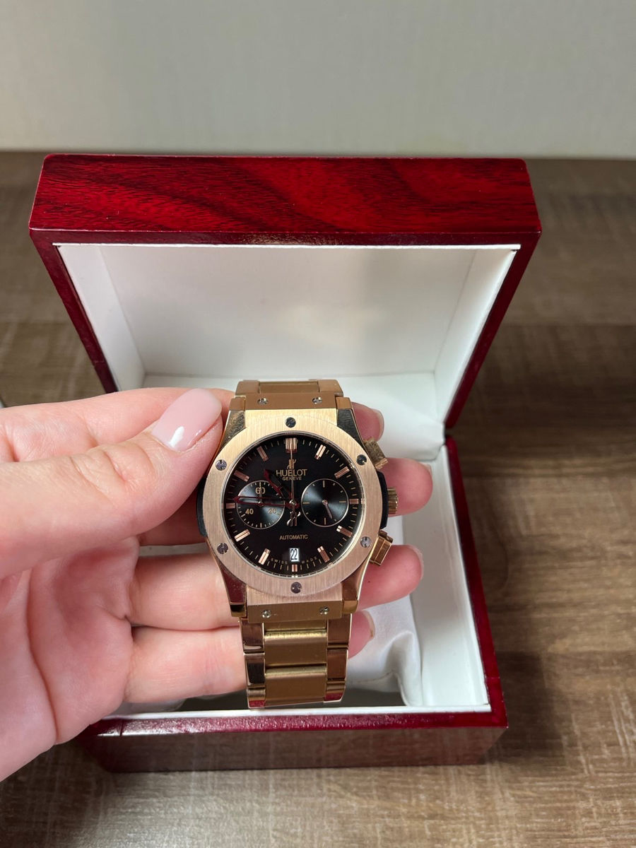 Часы Hublot новые ! foto 1