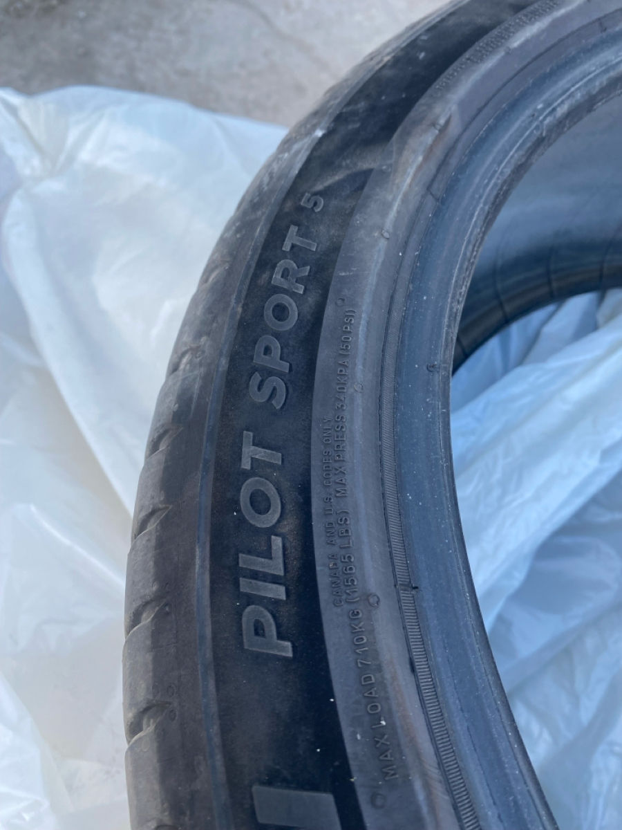 225 45 R19 Michelin Pilot Sport 5