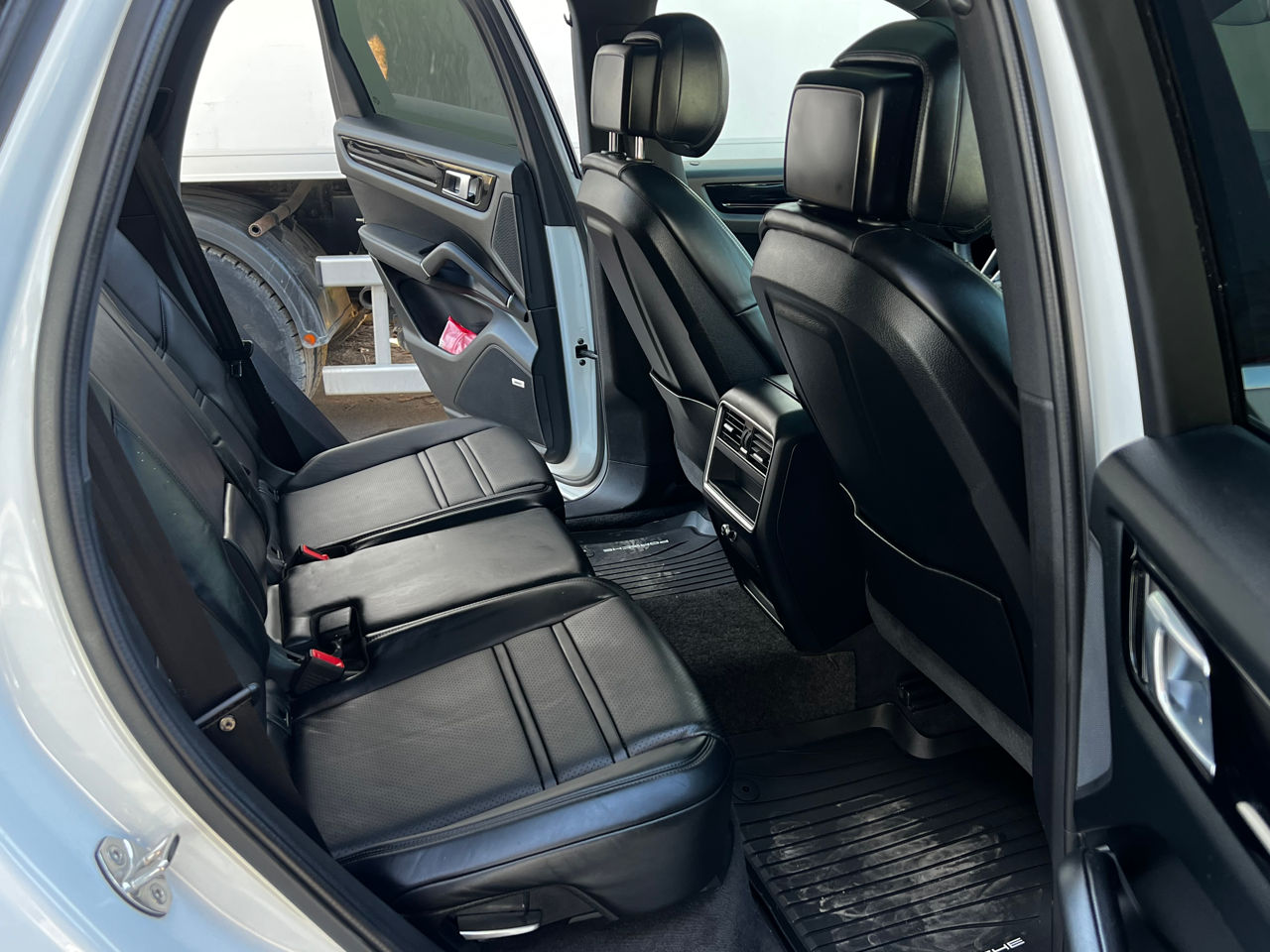 Porsche Cayenne foto 15