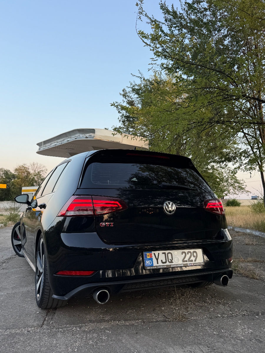 Volkswagen Golf foto 3