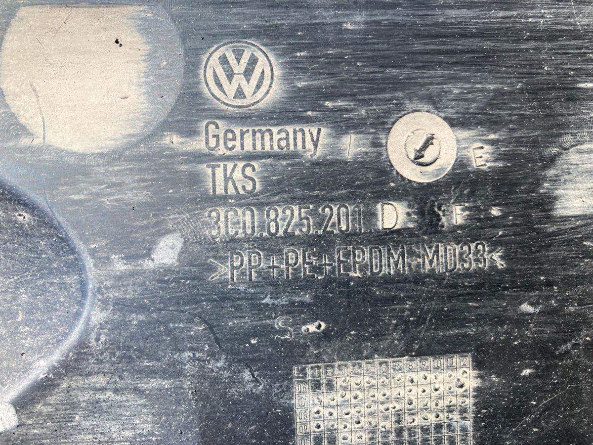 Aparatoare / Зашита Volkswagen Passat B7 Pasat фото 1