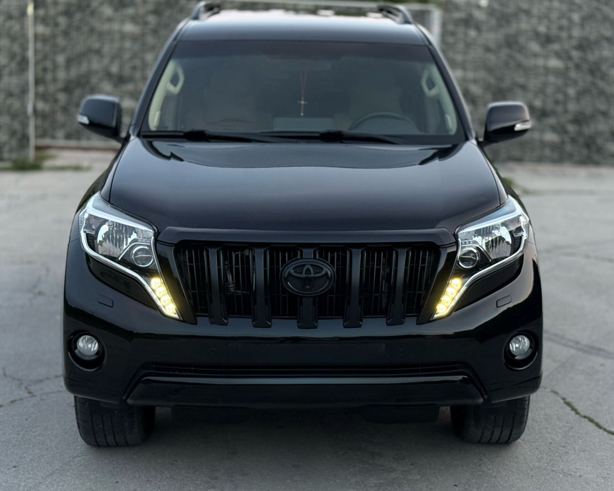 Toyota Land Cruiser Prado фото 2
