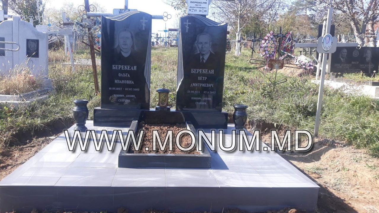 Monument din granit negru de calitate superioara 6600 L. foto 6