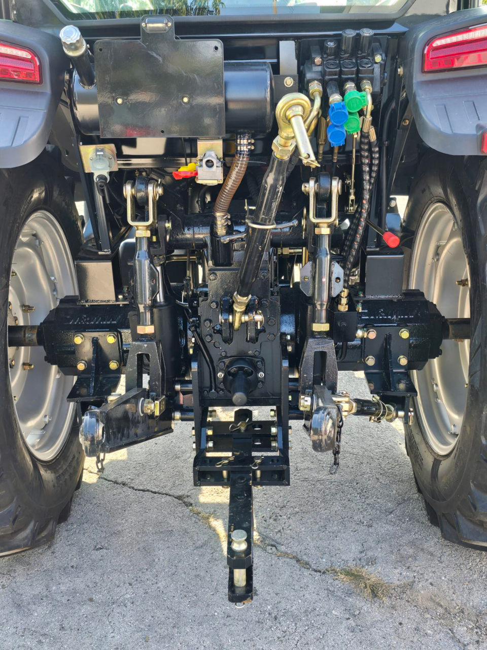 Tractor 90 CP foto 6