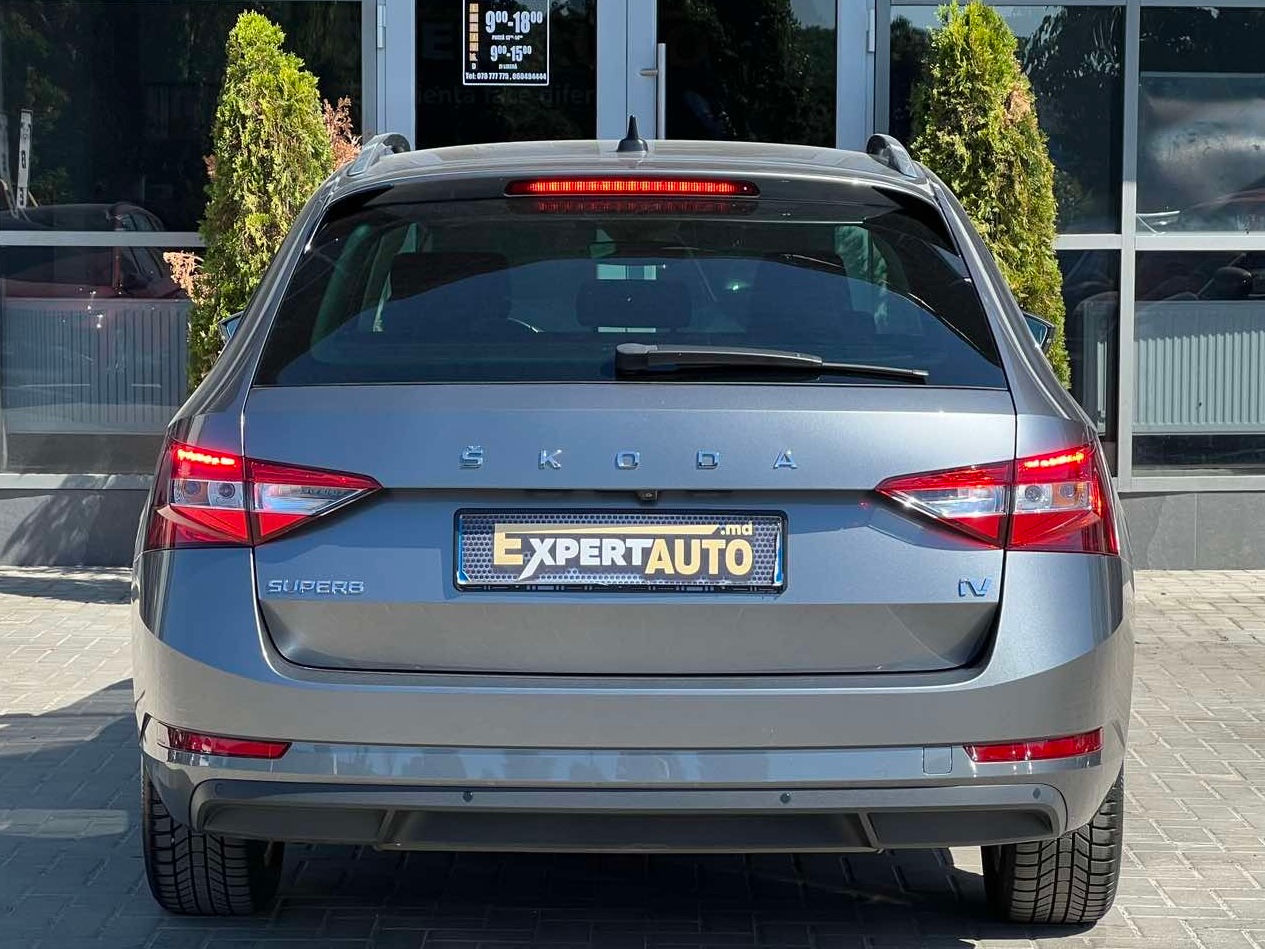 Skoda Superb — фото 5