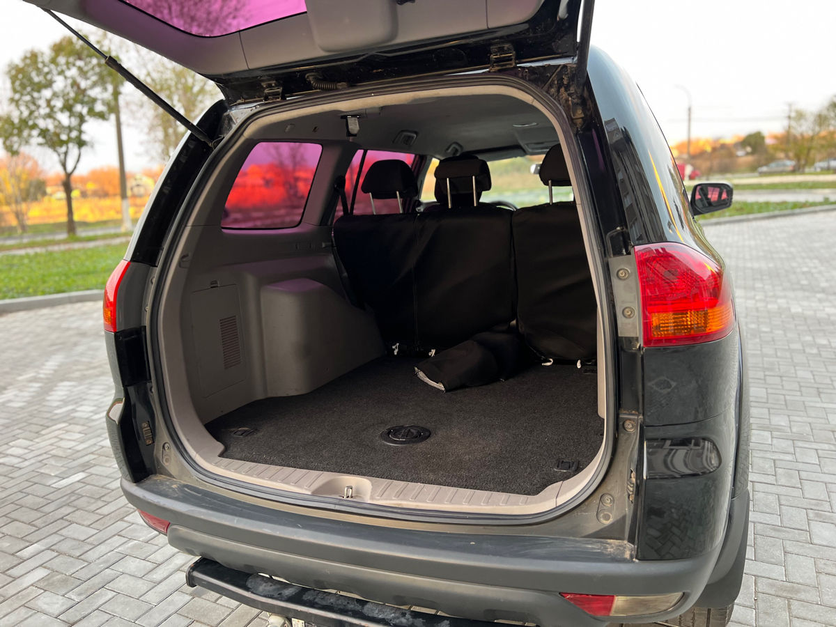 Mitsubishi Pajero Sport foto 15