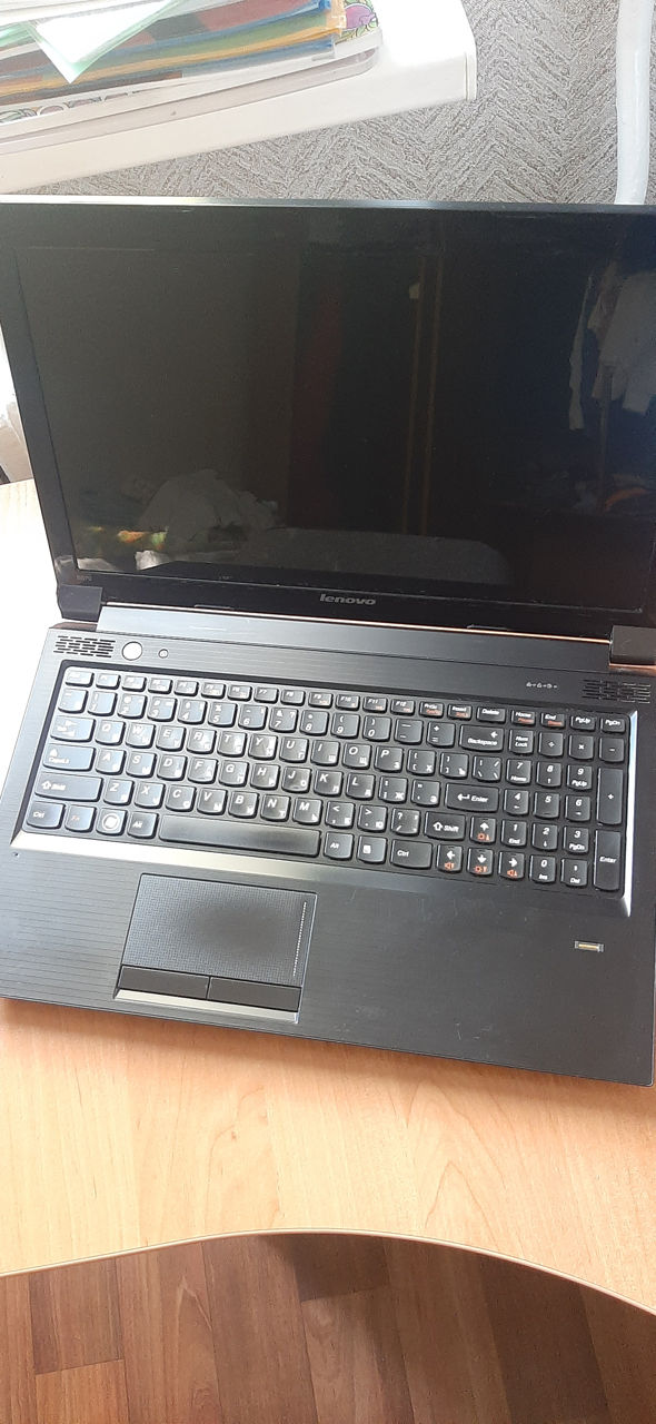 Lenovo B570