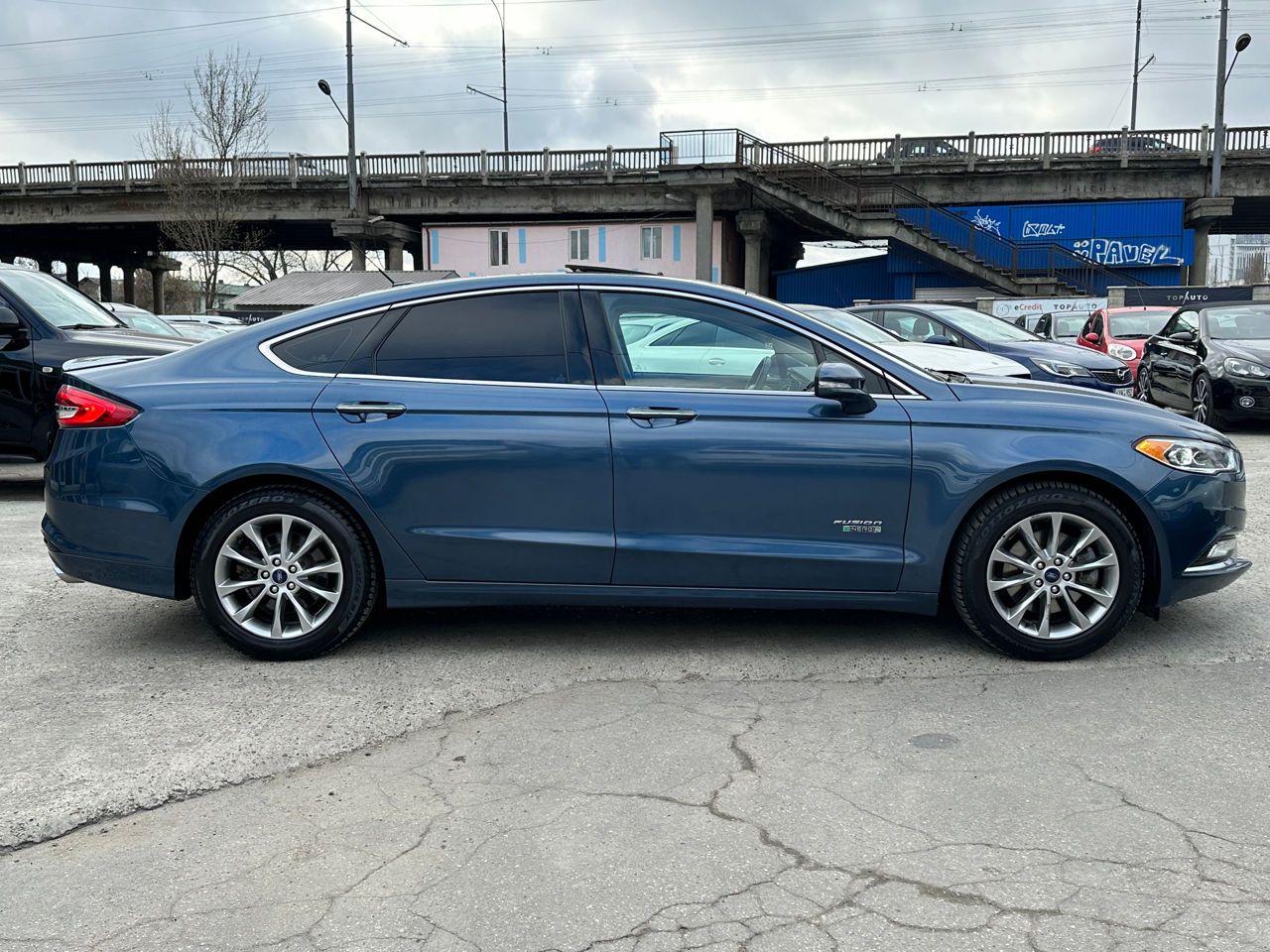 Ford Fusion foto 4