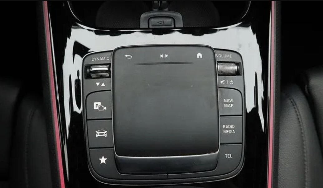 Mercedes GLB foto 11