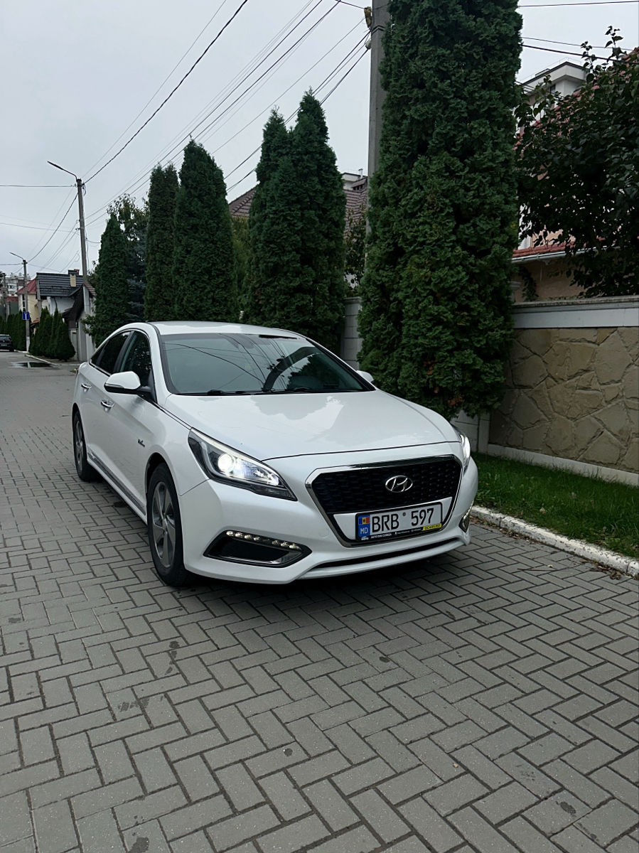 Hyundai Sonata фото 1