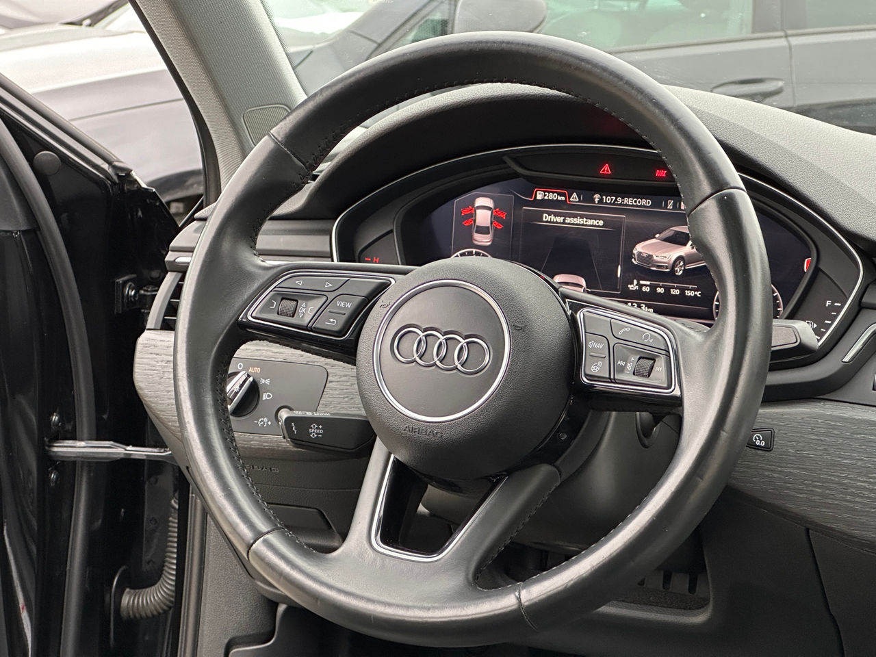 Audi A4 foto 8