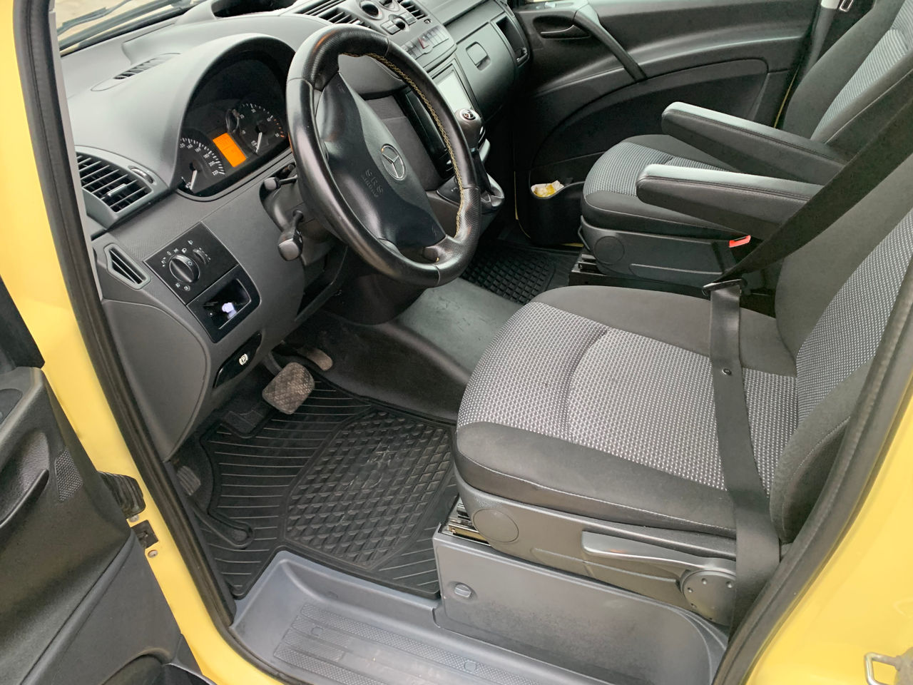 Mercedes Vito foto 8