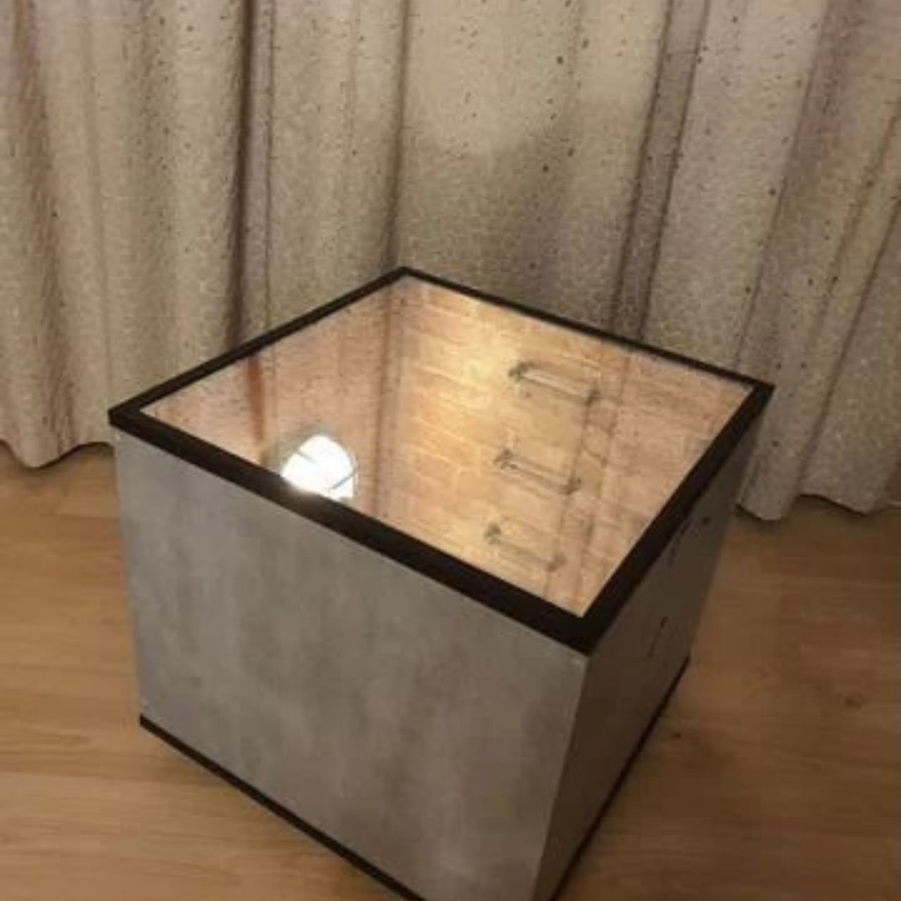 Кофейный столик с бесконечным дном — LED Infinity Mirror, арт-дизайн ручной работы фото 3