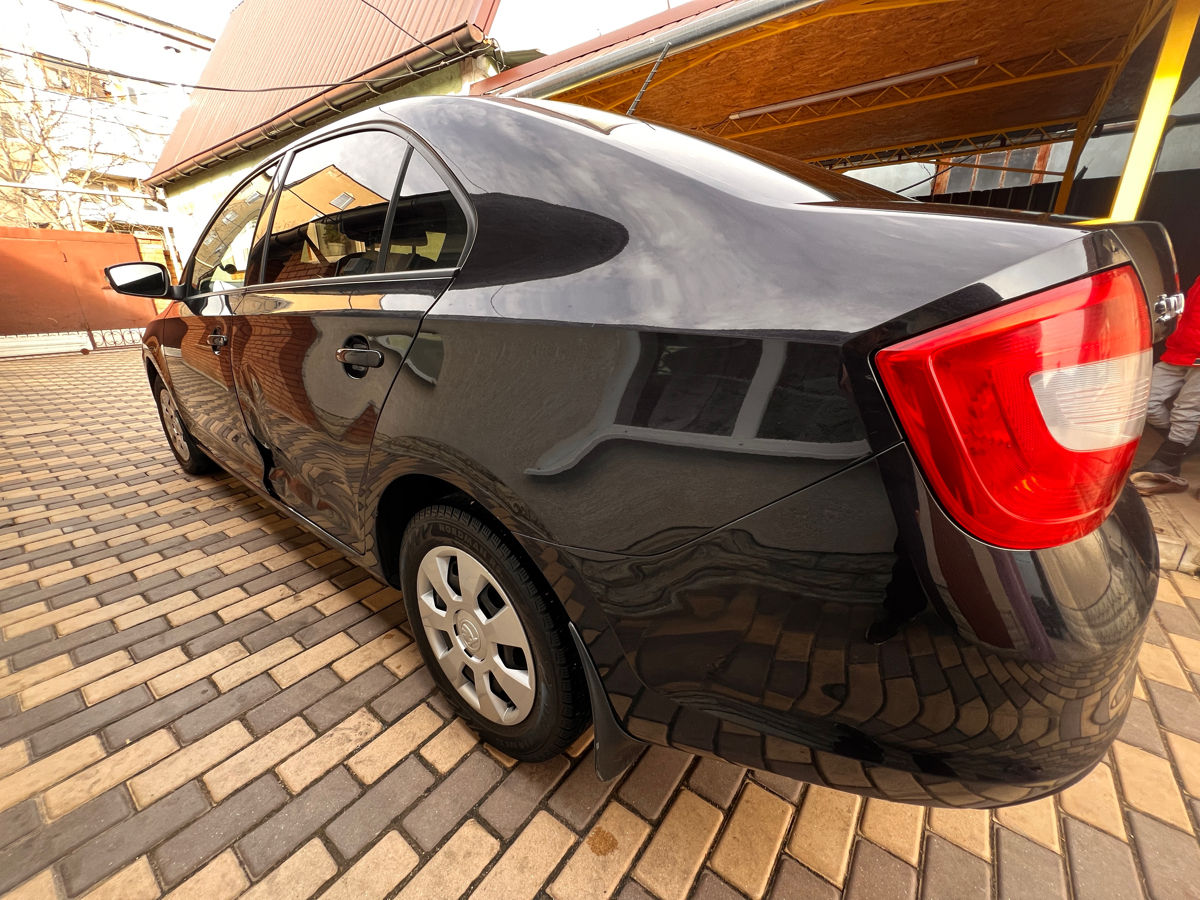 Skoda Rapid фото 4
