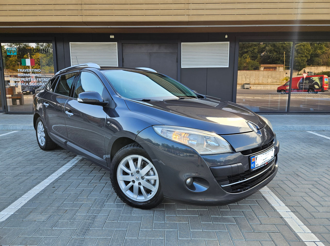 Renault Megane foto 1