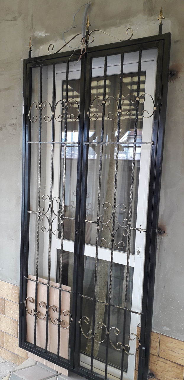 Porți uși,balustrade, gratii ,copertine absolut tot din metal. фото 6