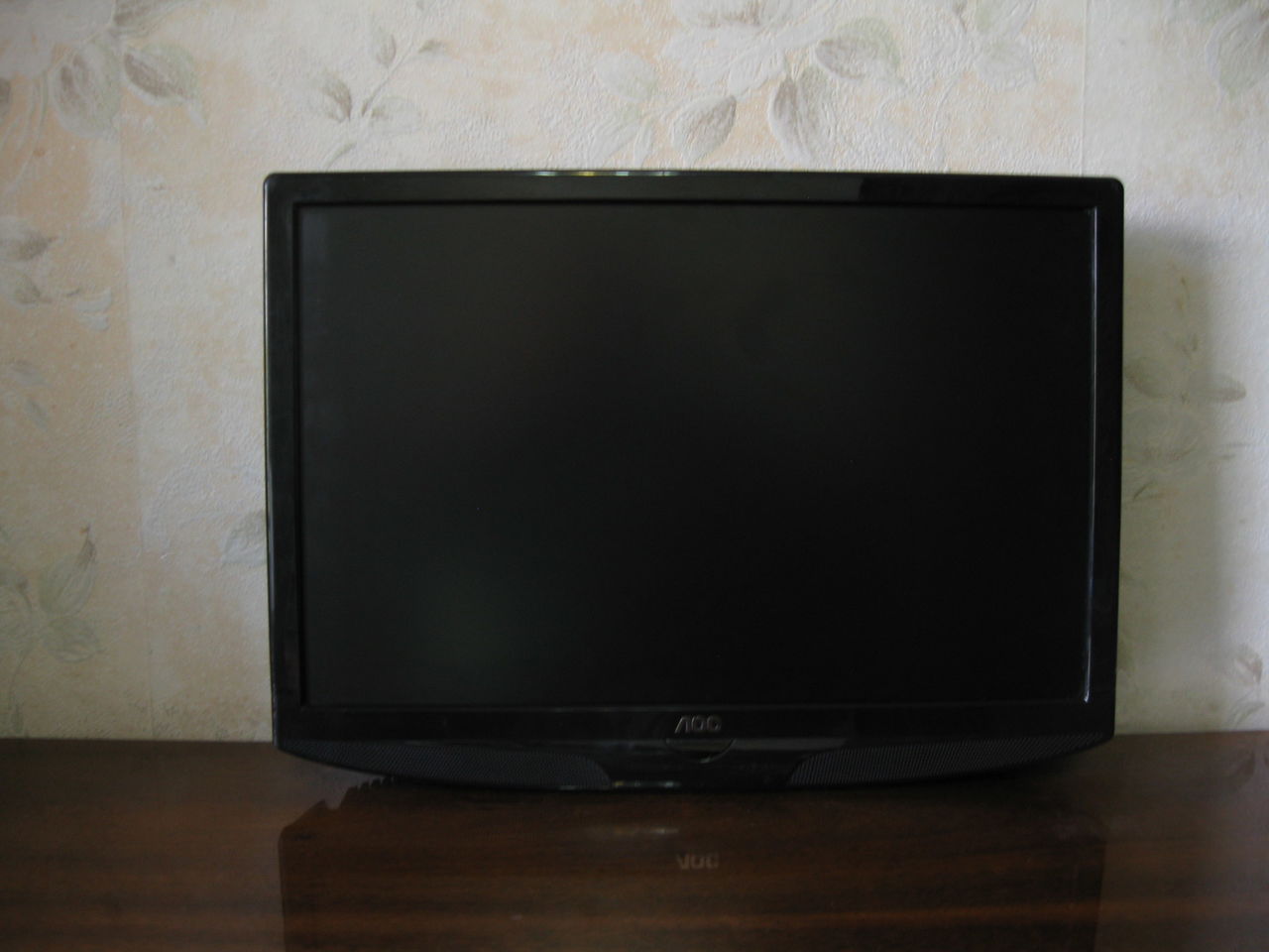 19" LCD телевизор