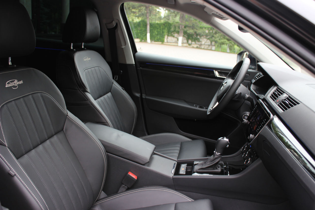 Skoda Superb foto 8