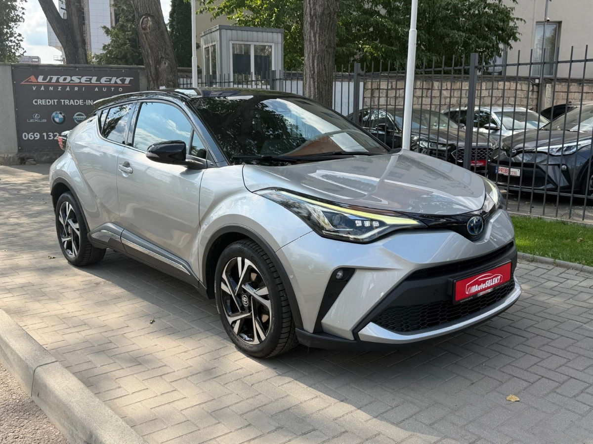 Toyota \sC-HR 2022 photo 3