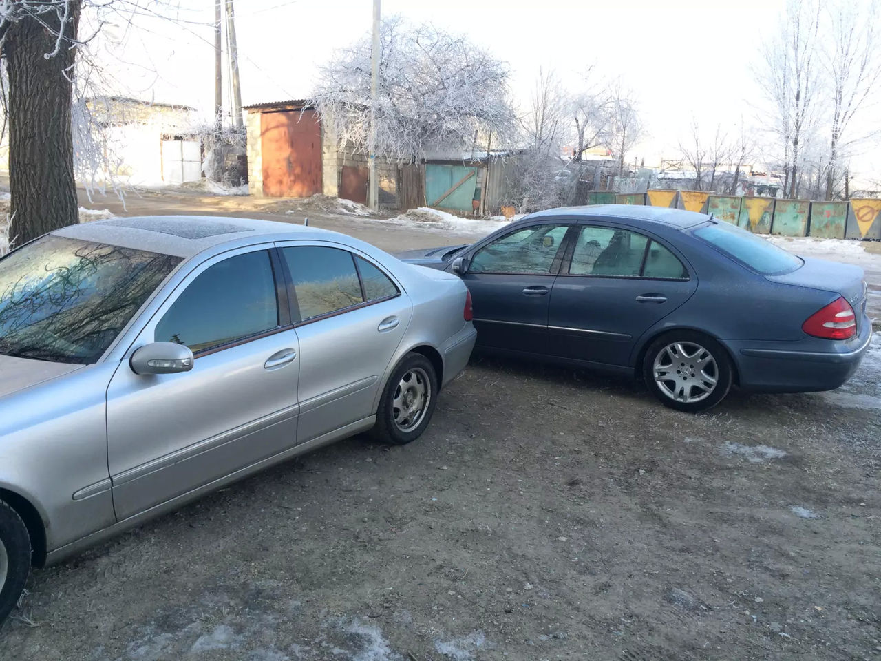 Dezmembrez Mercedes W211 / Разбираю мерседес W211 foto 1