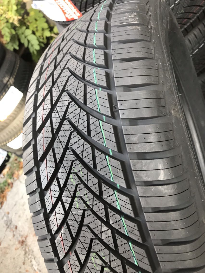 235/65 R17 Tracmax Allseason Trac saver/ Доставка, livrare toata Moldova foto 4