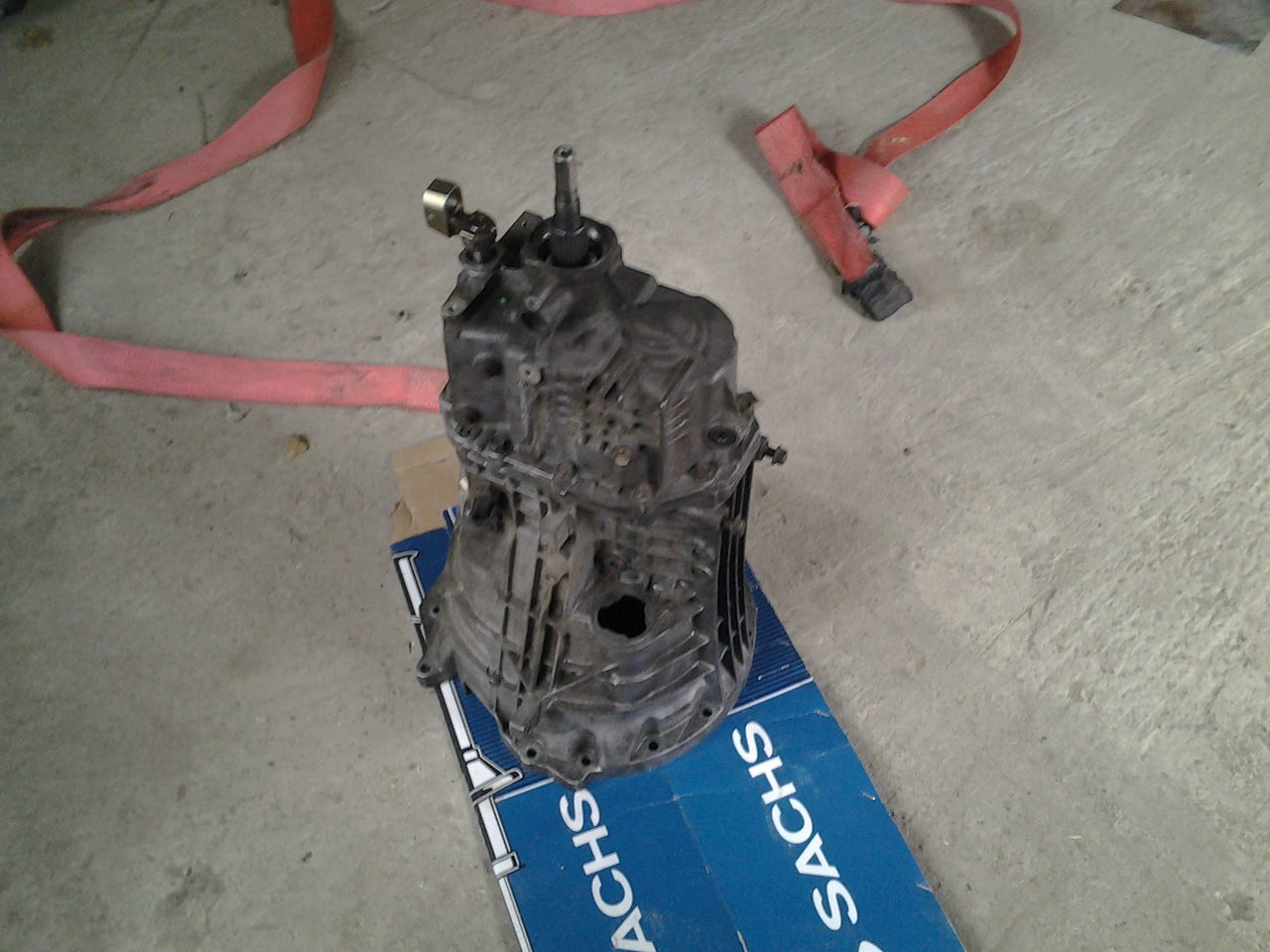 Запчасти Форд. Продажа автозапчастей Ford в Москве