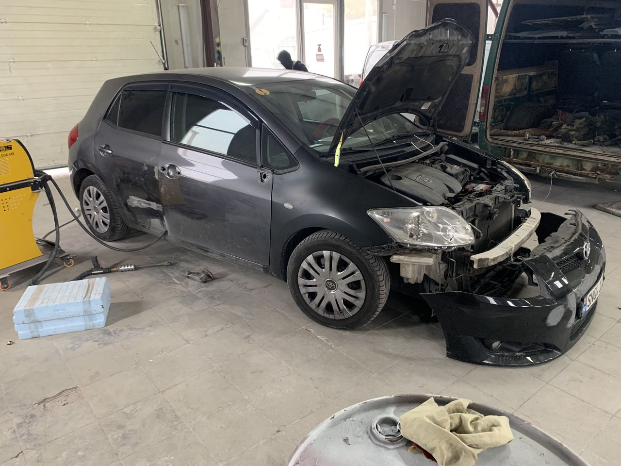 Vopsire auto in camera noua рихтовка покраска можно по перечислению с НДС foto 7