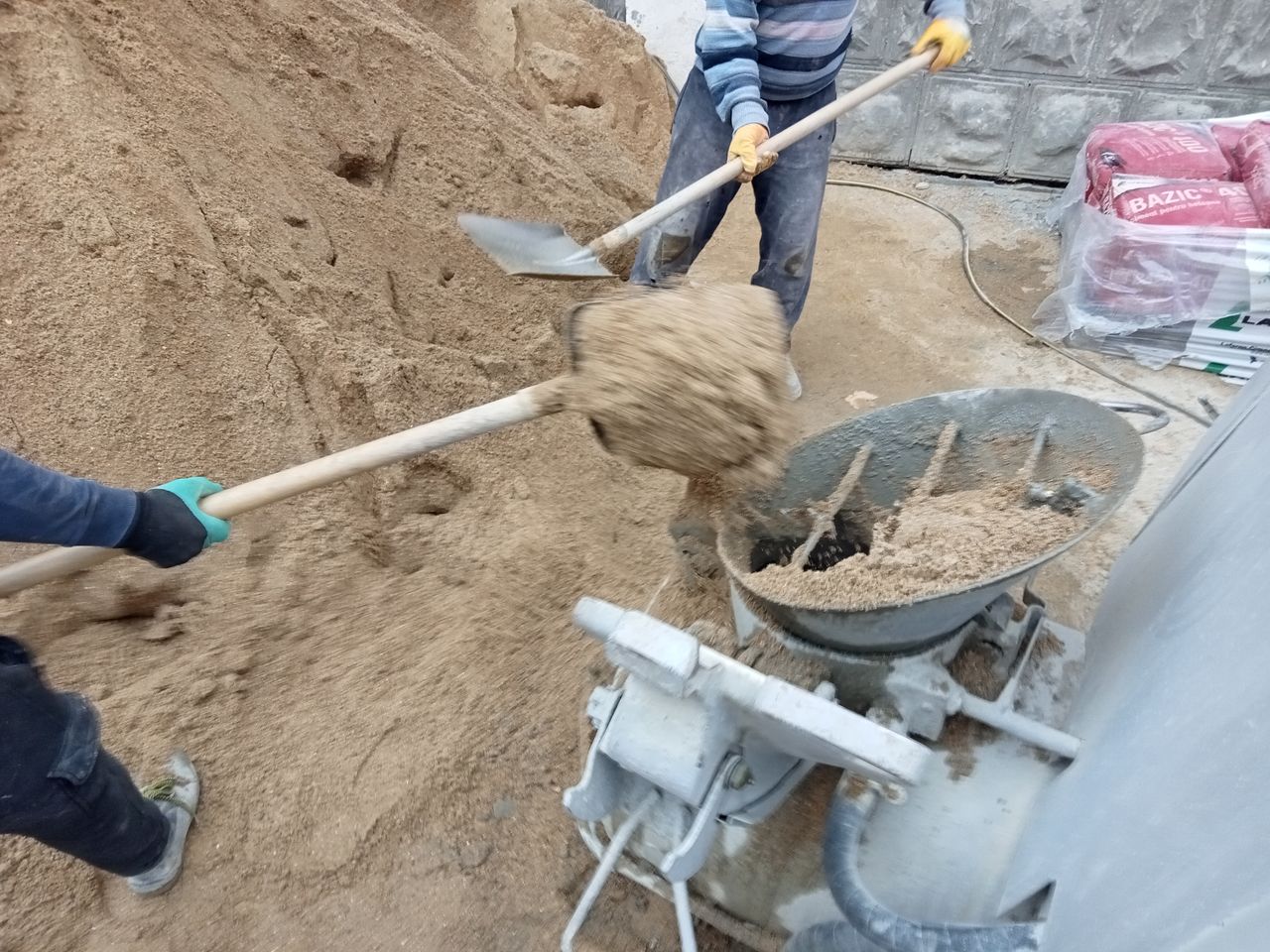 Granule polistiren * Полусухая стяжка * гранулы * утепление foto 0