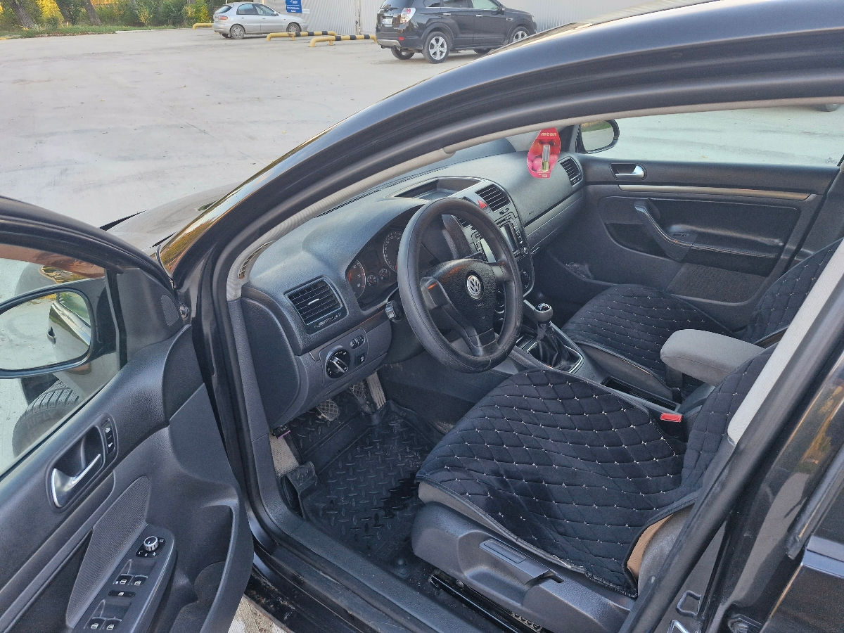 Volkswagen Golf фото 6