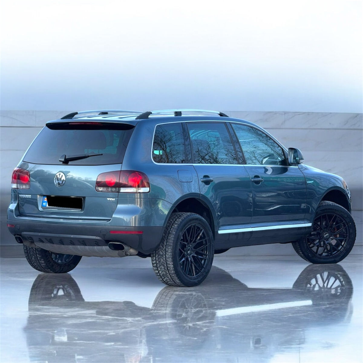 Volkswagen Touareg foto 1