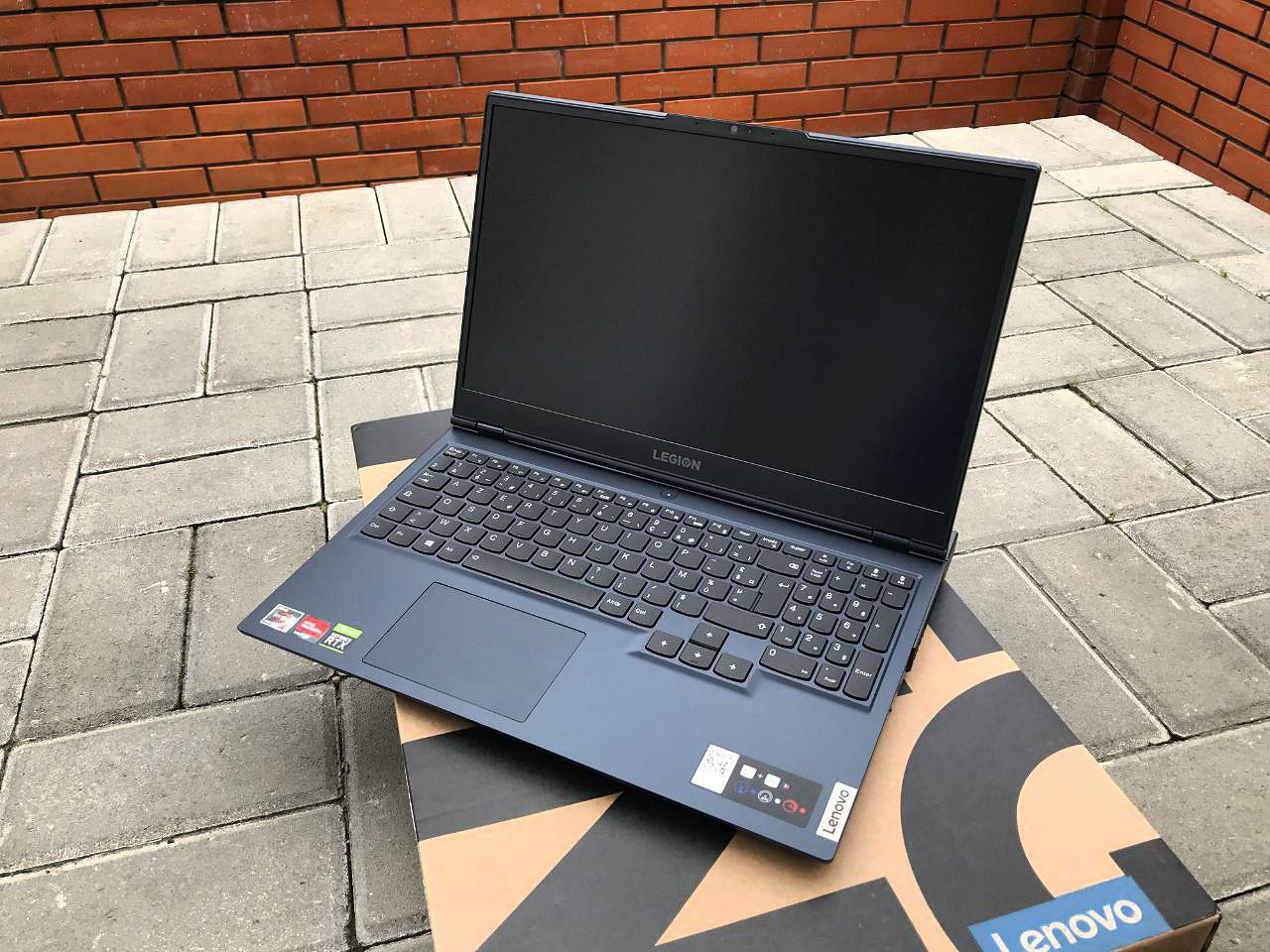 Lenovo legion 5 (15ACH6H) RTX 3070/ Ruzen 7 5800h