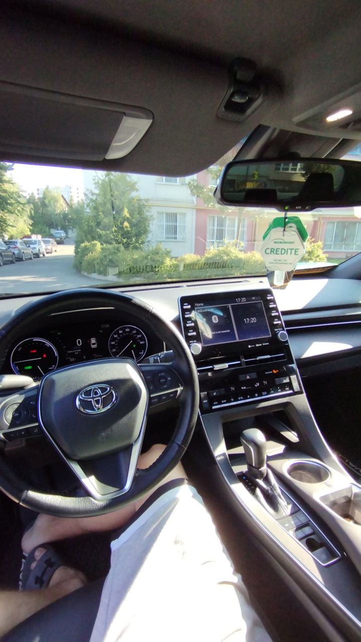 Toyota Avalon фото 3