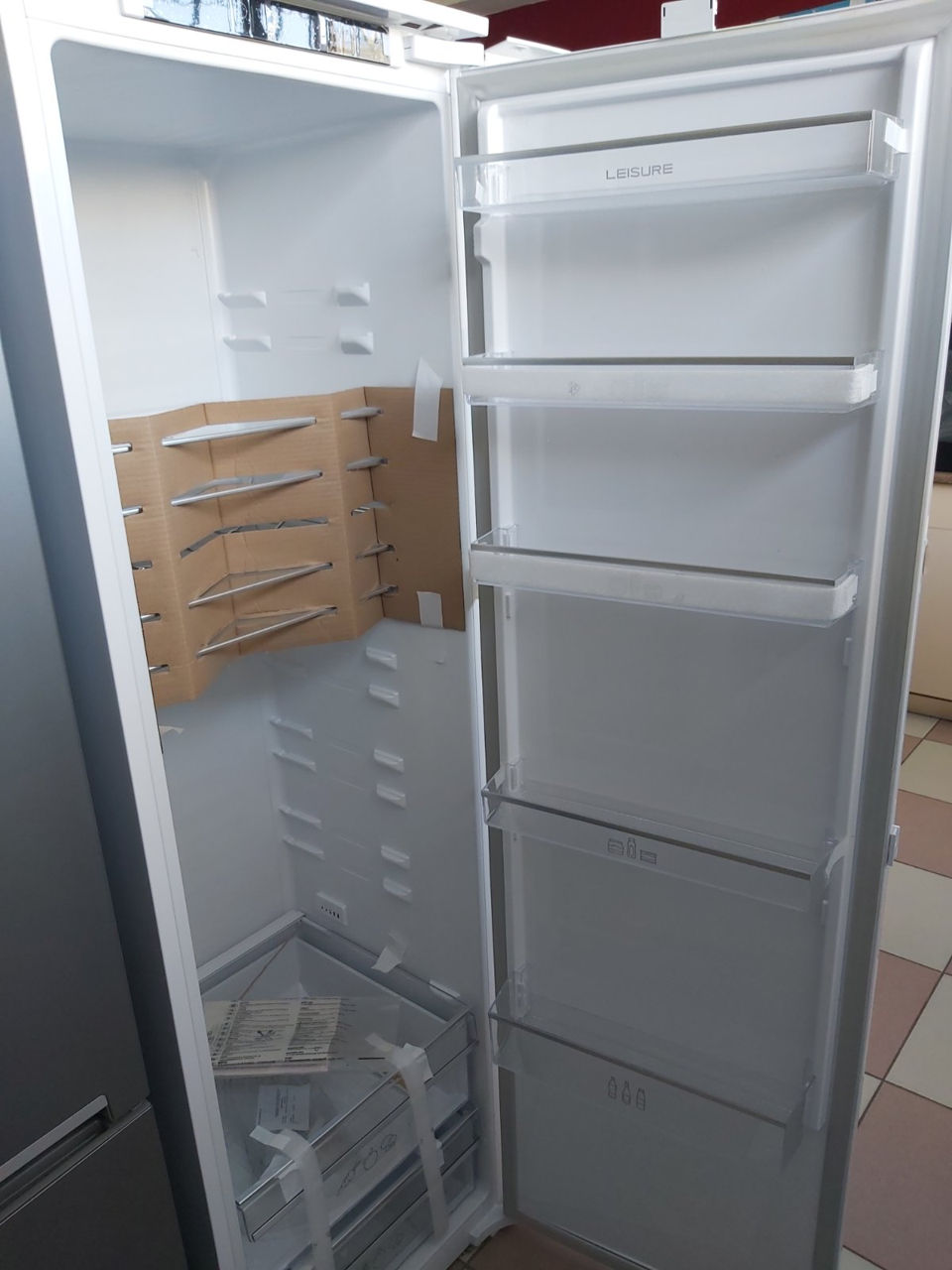 Frigider incorporabil beko. 7800 lei foto 0