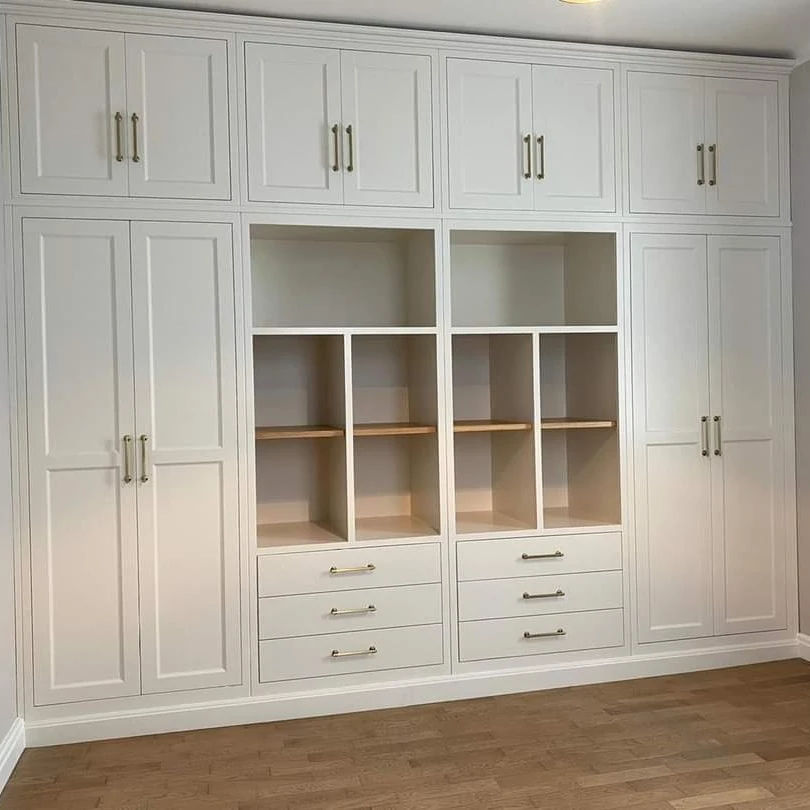 Vopsire mobila ,lemn natural,mdf, patina ,foiță aur. Companie si lucratori italiani,,experienta 30an foto 4