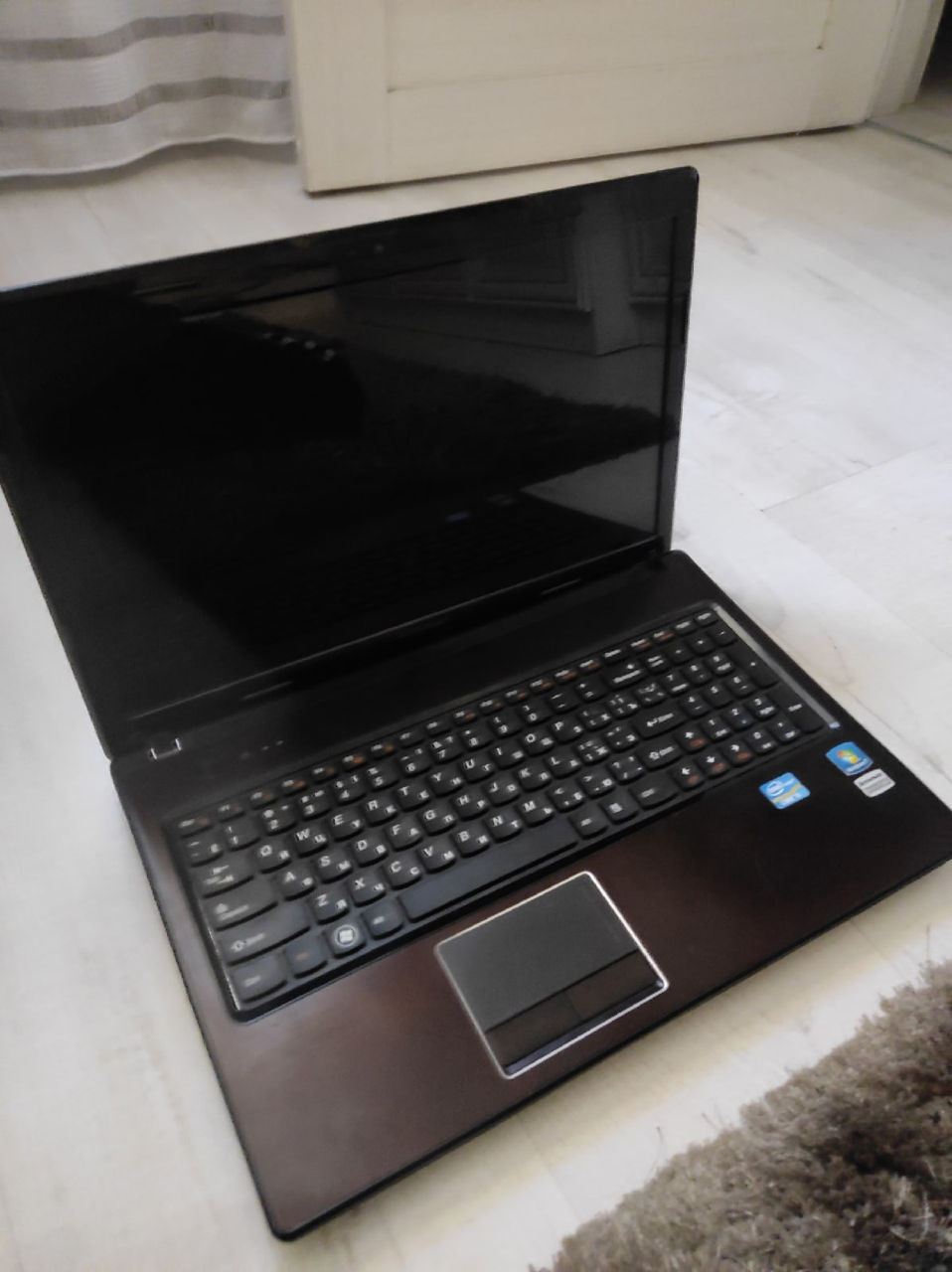 Lenovo G570 Хорошее Состояние.