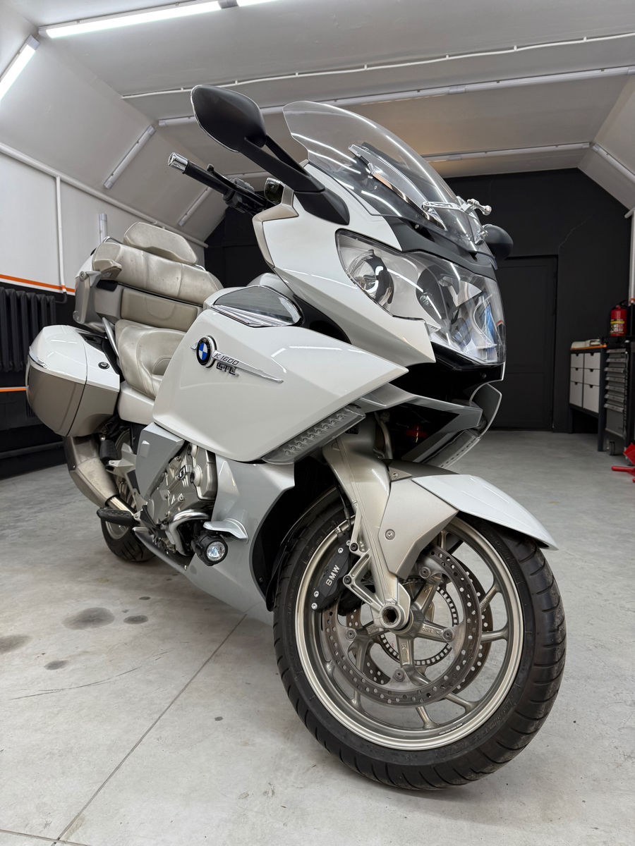 BMW K1600GTL Exclusive фото 1