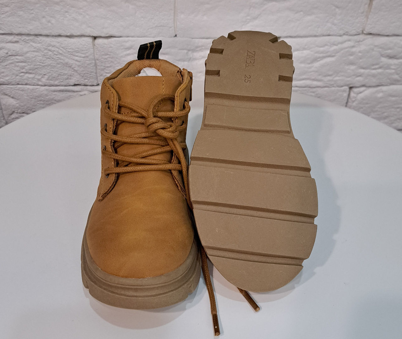Ботинки Зара, 25 размер ( botine Zara)